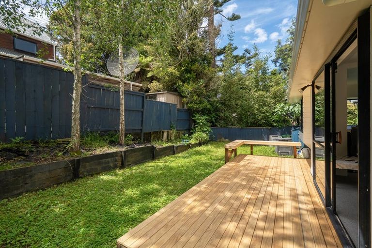 Photo of property in 3/27 Sunnynook Road, Forrest Hill, Auckland, 0620