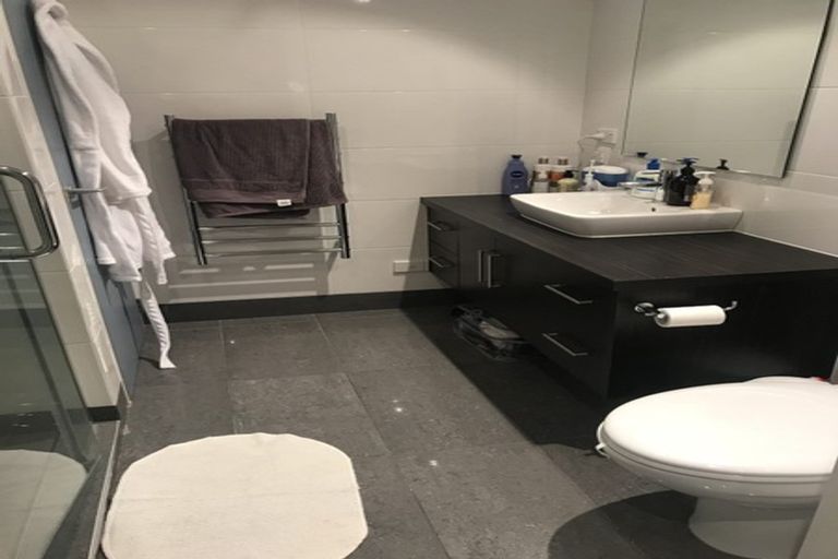 Photo of property in 2b Amber Close, Arthurs Point, Queenstown, 9371