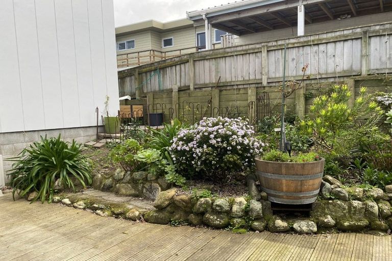 Photo of property in 35 The Esplanade, Raumati South, Paraparaumu, 5032