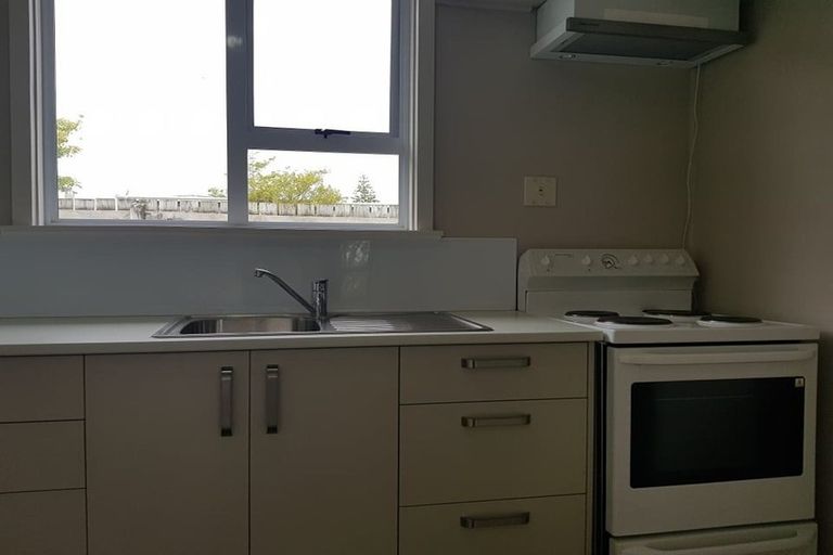 Photo of property in 126a Seaview Road, Westown, New Plymouth, 4310