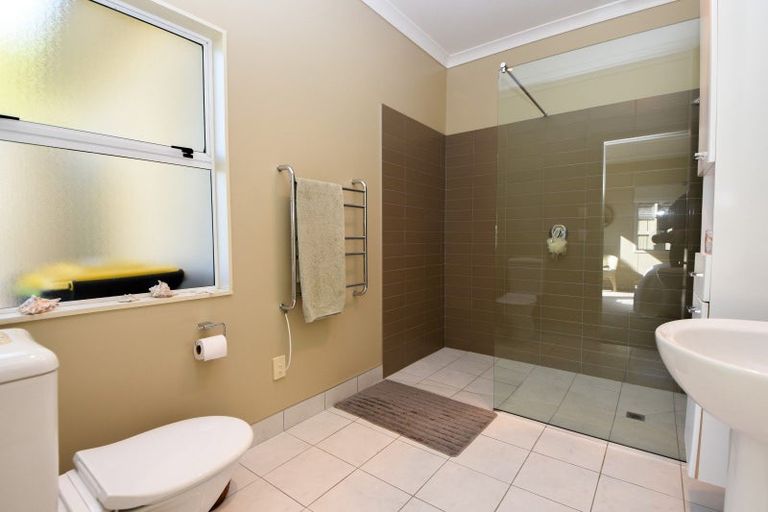 Photo of property in 26 Deller Drive, Carterton, 5713