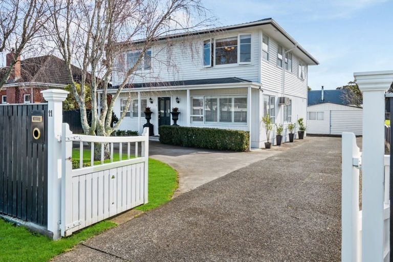 Photo of property in 11 Wellesley Road, Mangere Bridge, Auckland, 2022