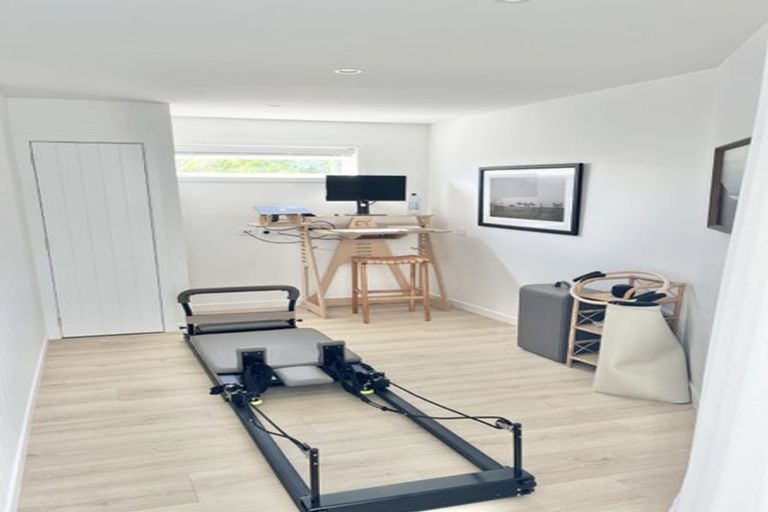 Photo of property in 1/27 Motuora Road, Manly, Whangaparaoa, 0930