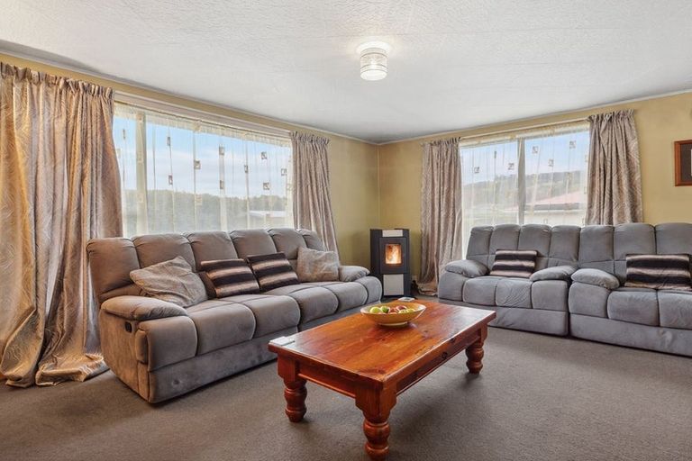 Photo of property in 100 Ashmore Street, Halfway Bush, Dunedin, 9010