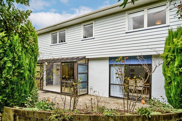 Photo of property in 27 Orr Crescent, Hutt Central, Lower Hutt, 5011