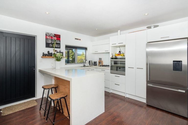 Photo of property in 31 Mcentee Road, Waitakere, Auckland, 0816