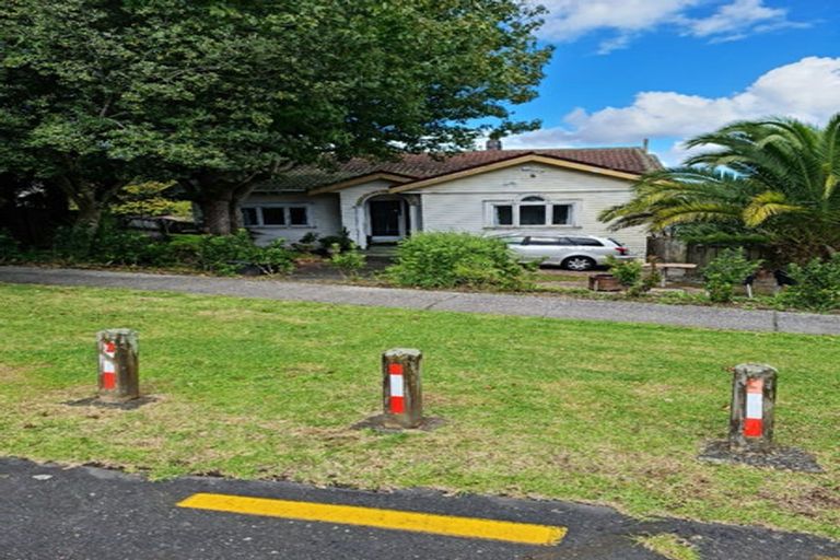 Photo of property in 310 West Coast Road, Glen Eden, Auckland, 0602