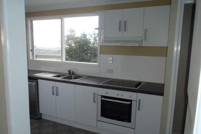 Photo of property in 134 Manuka Road, Bayview, Auckland, 0629