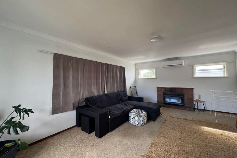 Photo of property in 36 Oxford Crescent, Ebdentown, Upper Hutt, 5018