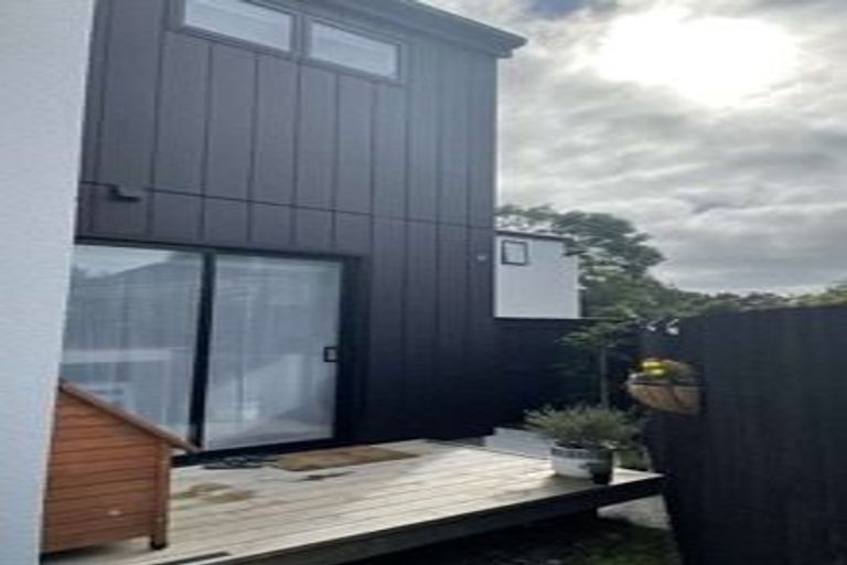 Photo of property in 1/130 Olliviers Road, Phillipstown, Christchurch, 8011