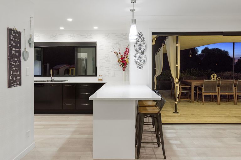 Photo of property in 14 Bertrowe Drive, Ohauiti, Tauranga, 3112