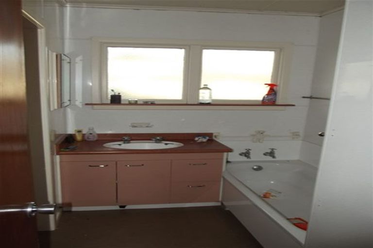 Photo of property in 181 Queen Street, Waimate, 7924