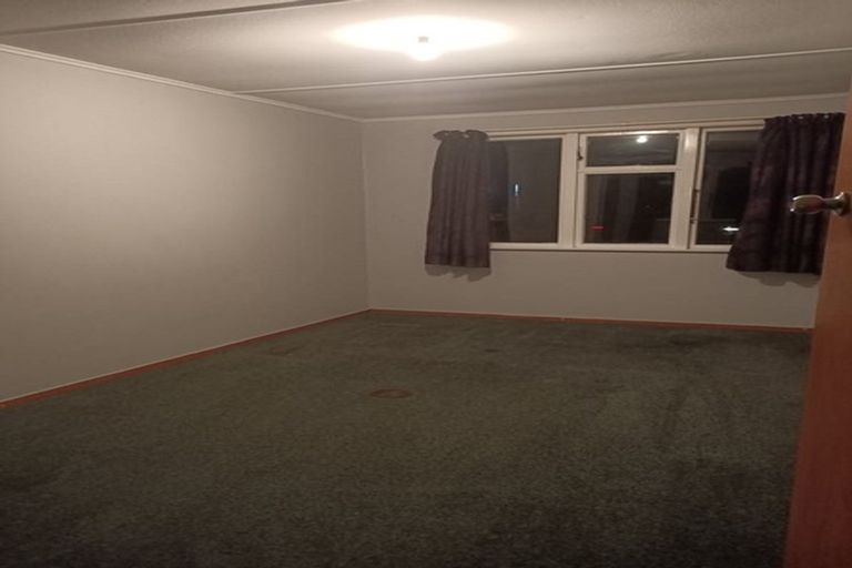 Photo of property in 2 Robertshawe Crescent, Dannevirke, 4930