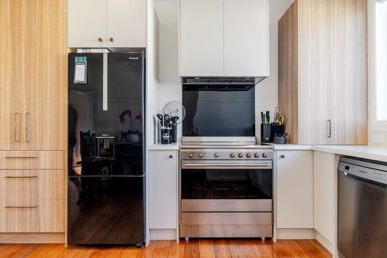 Photo of property in 10 Huxley Street, Pahiatua, 4910