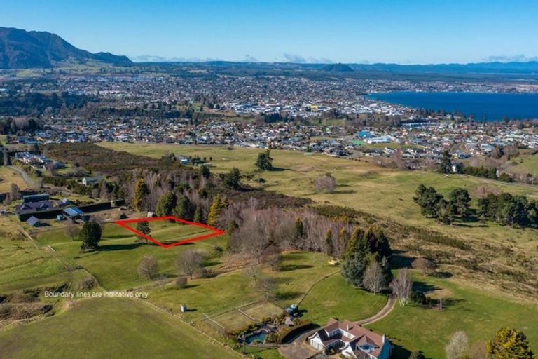 Photo of property in 16 Walnut Lane, Nukuhau, Taupo, 3330