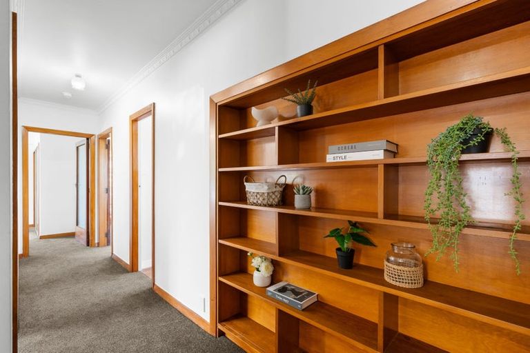 Photo of property in 2 Moorpark Place, Ilam, Christchurch, 8041