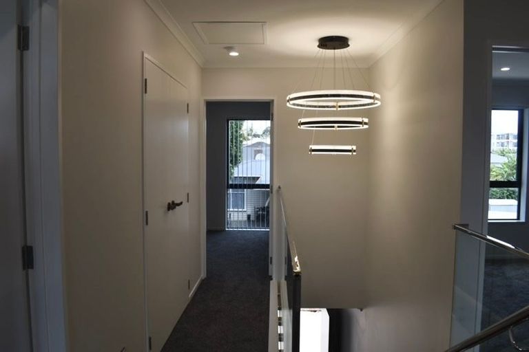 Photo of property in 24b Duggan Avenue, Mangere, Auckland, 2022