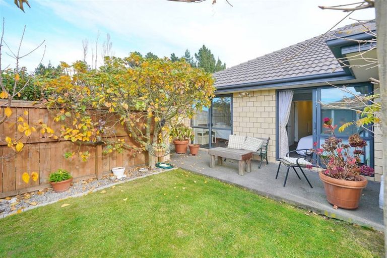 Photo of property in 24 Hakatere Road, Pegasus, 7612