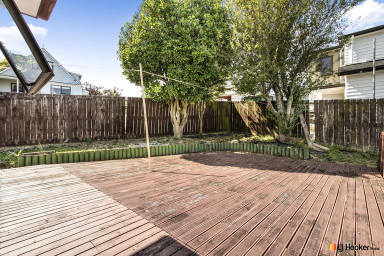Photo of property in 17 Derrimore Heights, Clover Park, Auckland, 2019