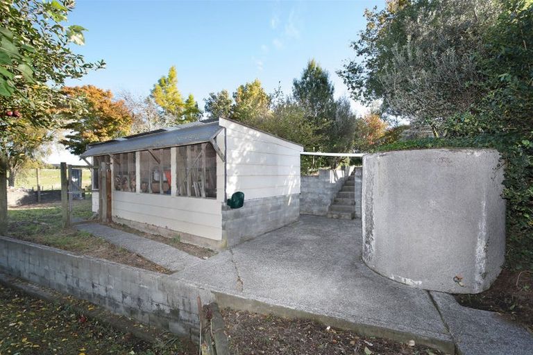 Photo of property in 25 Levin Street, Halcombe, Feilding, 4779