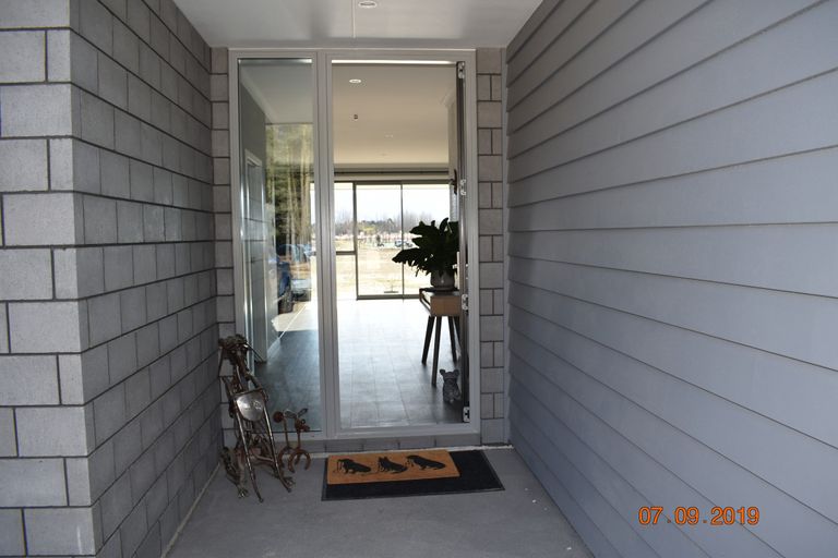 Photo of property in 390a Letts Gully Road, Letts Gully, Alexandra, 9393