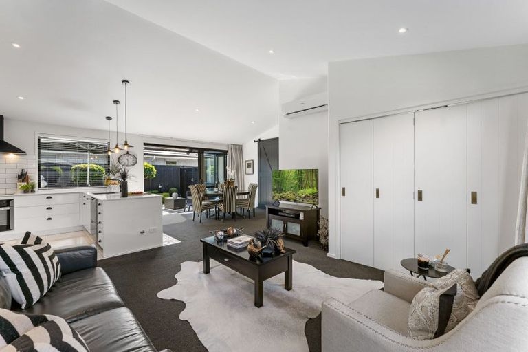 Photo of property in 30 Hiria Crescent, Papamoa Beach, Papamoa, 3118