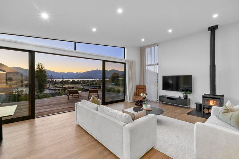 Photo of property in 41 Farrant Drive, Wanaka, 9305
