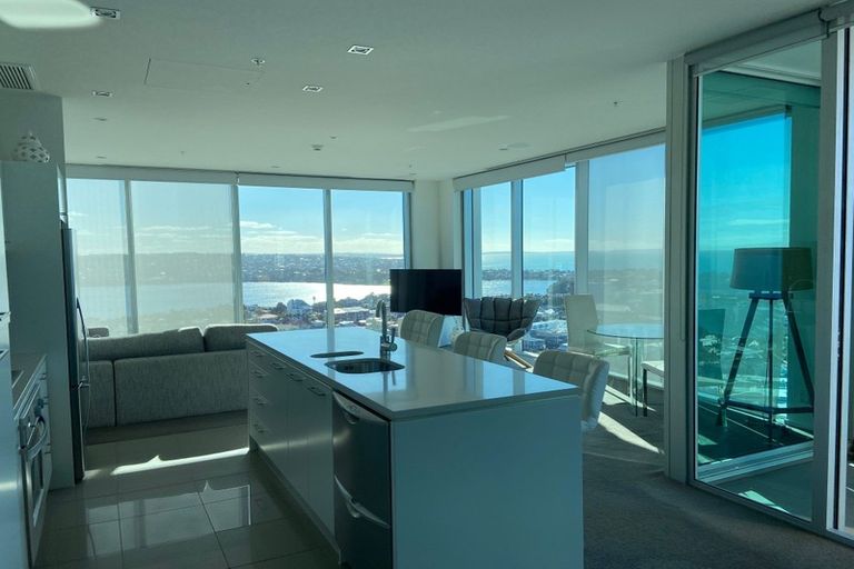 Photo of property in Sentinel Apartments, 1901/3 Northcroft Street, Takapuna, Auckland, 0622