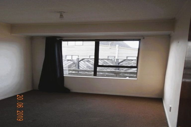 Photo of property in 7 Jasmine Grove, Maungaraki, Lower Hutt, 5010