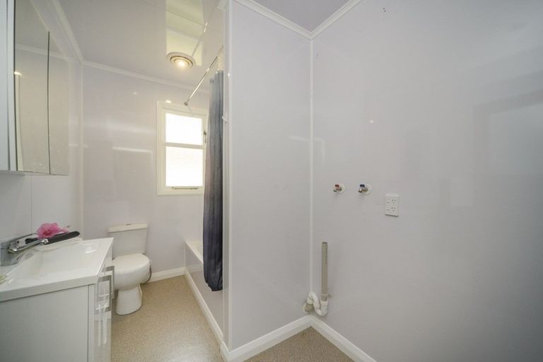 Photo of property in 16/288 College Street, West End, Palmerston North, 4410