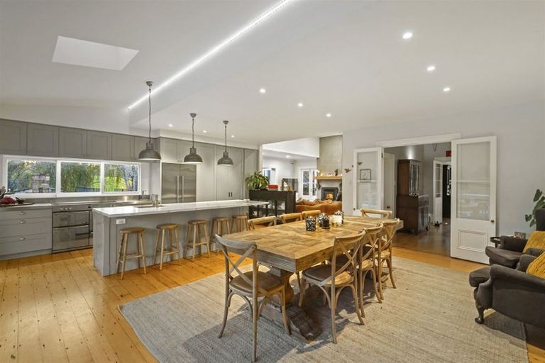 Photo of property in 1073 Kahikatea Flat Road, Waitoki, Kaukapakapa, 0871