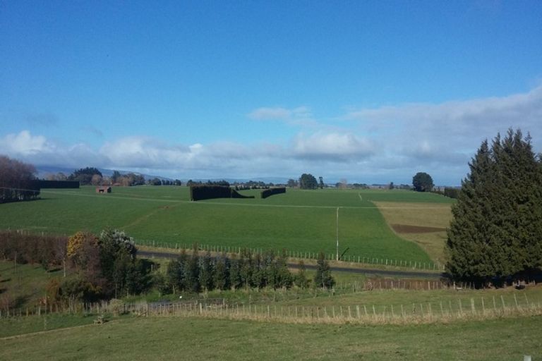 Photo of property in 16 London Street, Kimbolton, Feilding, 4777