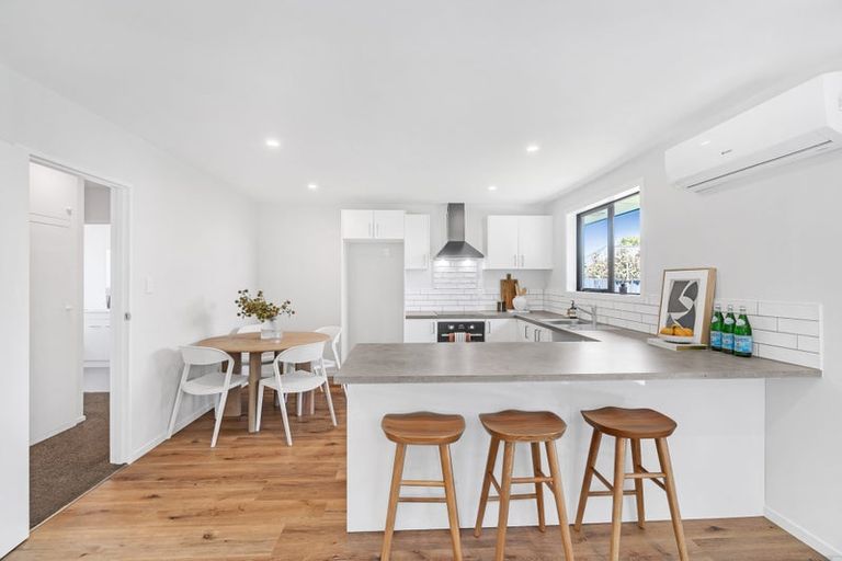 Photo of property in 1/74a Jeffreys Road, Fendalton, Christchurch, 8052