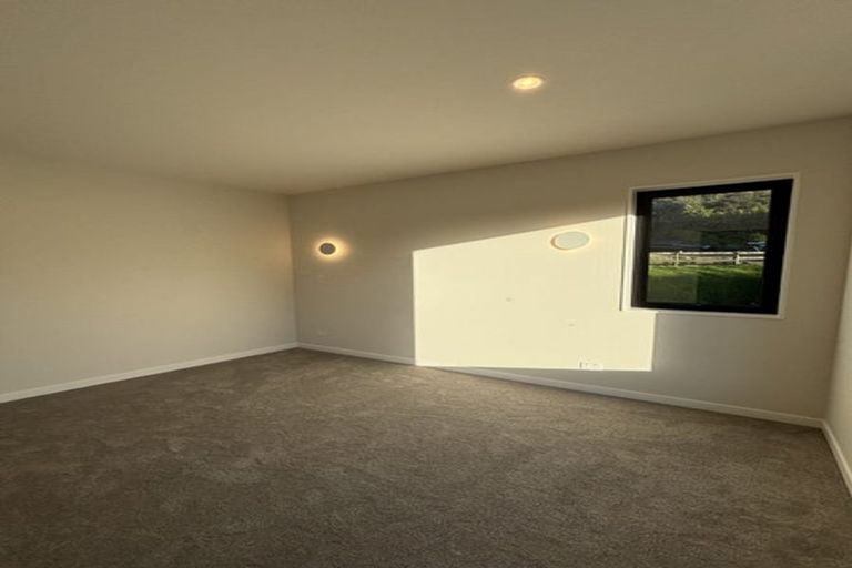 Photo of property in 1/82 Upper Harbour Drive, Greenhithe, Auckland, 0632