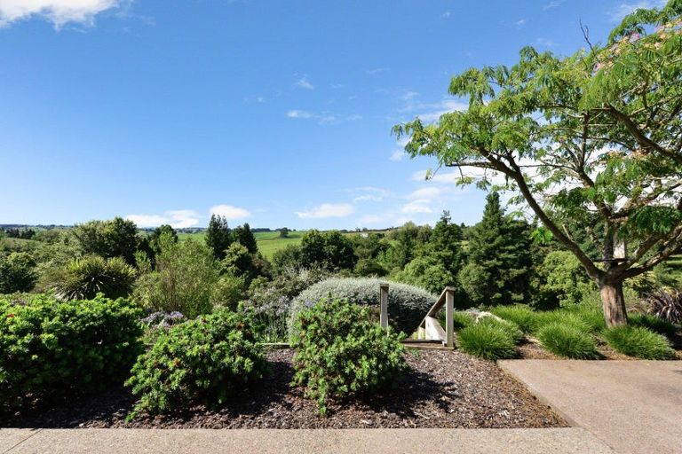 Photo of property in 30 Lake Road, Ohaupo, 3883