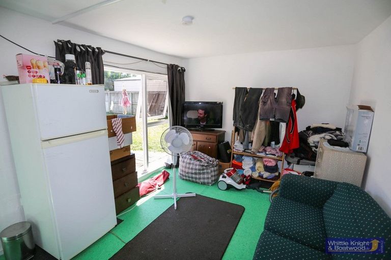 Photo of property in 10 Mortlake Street, Islington, Christchurch, 8042