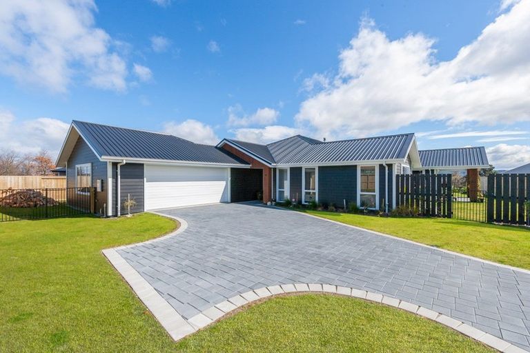 Photo of property in 14 Kamaka Street, Wharewaka, Taupo, 3330