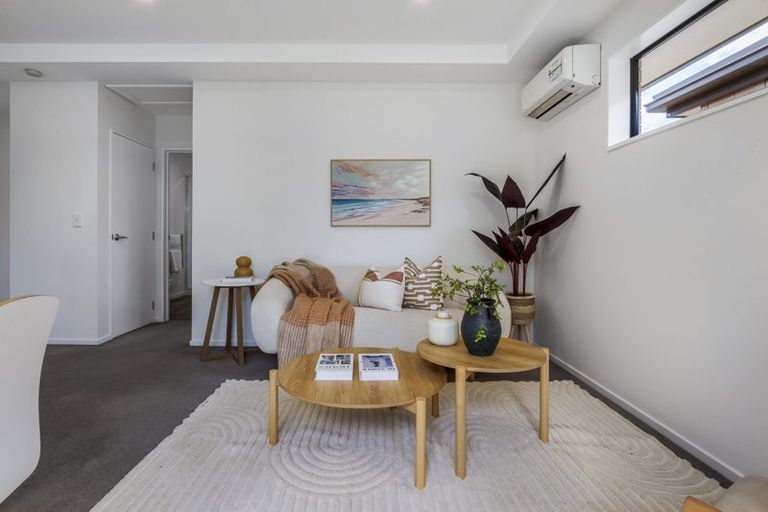 Photo of property in 2/23 Cutts Road, Russley, Christchurch, 8042