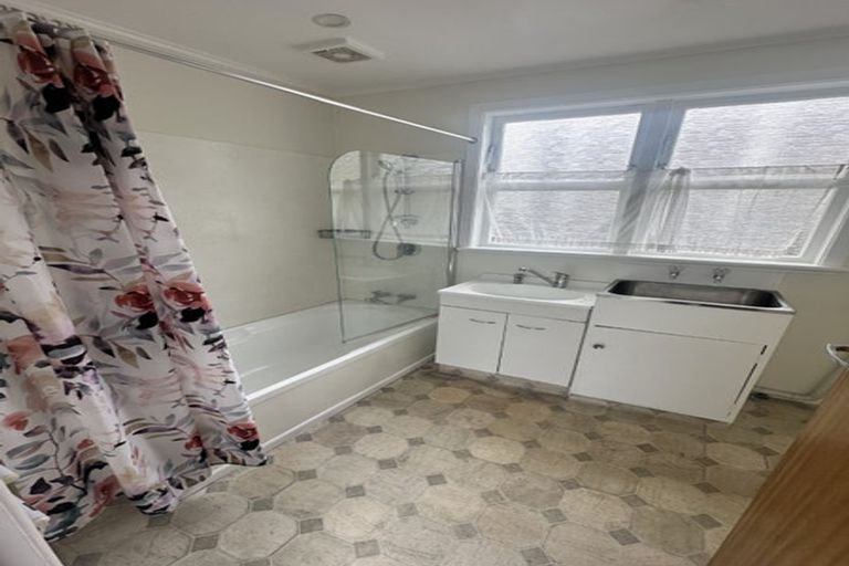 Photo of property in 21 Kemp Street, Kilbirnie, Wellington, 6022