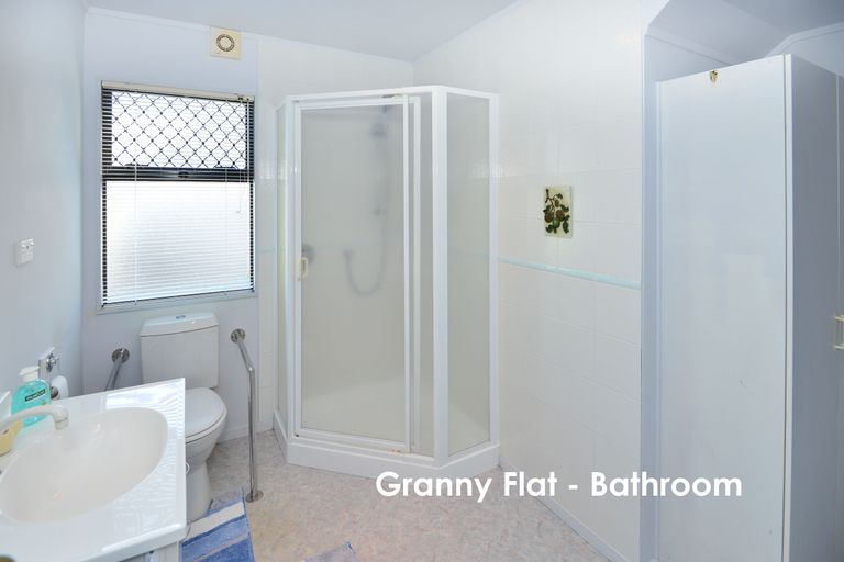 Photo of property in 61 Maygrove Drive, Orewa, 0931