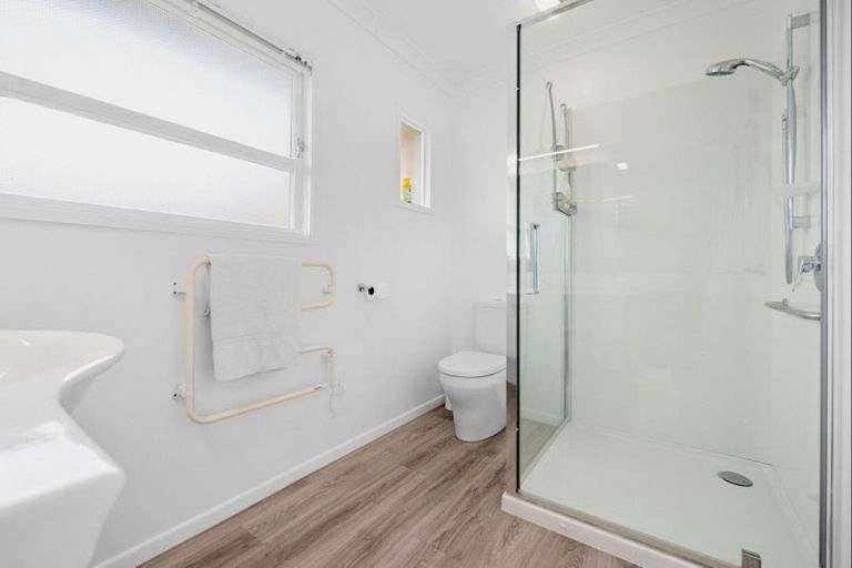 Photo of property in 23 Rutherford Street, Chedworth, Hamilton, 3210