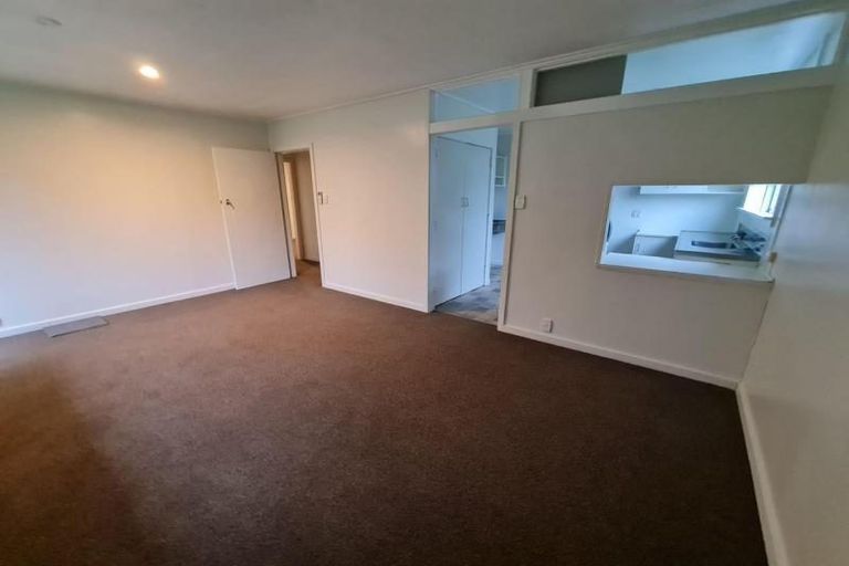 Photo of property in 32ab Old South Road, Okato, 4335