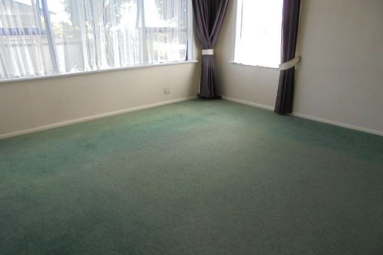 Photo of property in 132 Liverpool Street, Levin, 5510