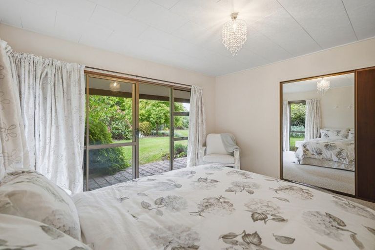 Photo of property in 54 Loburn Whiterock Road, Loburn, Rangiora, 7472