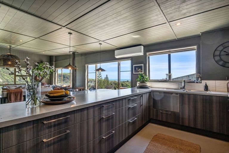 Photo of property in 69 North Street, Mokau, 4376