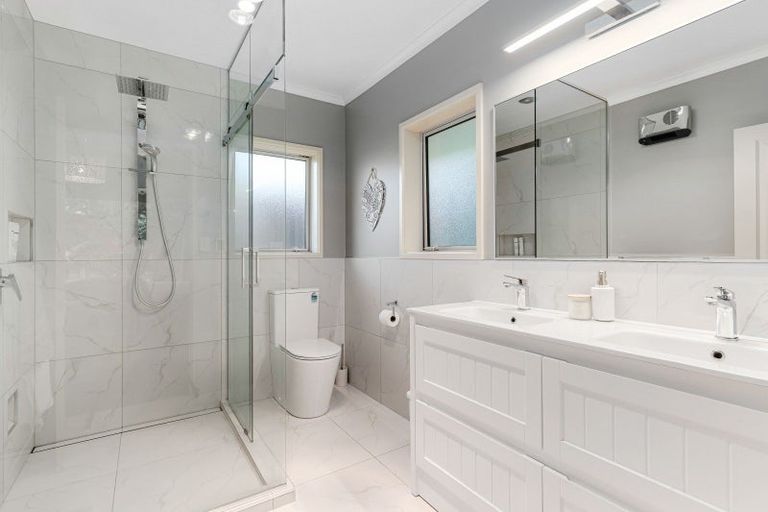 Photo of property in 35 Masefield Terrace, Kelvin Grove, Palmerston North, 4414