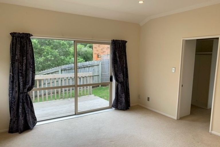 Photo of property in 24 Durbin Court, Greenhithe, Auckland, 0632