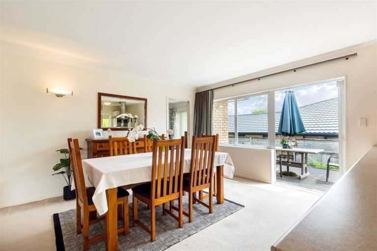 Photo of property in 79 Nimstedt Avenue, Oteha, Auckland, 0632