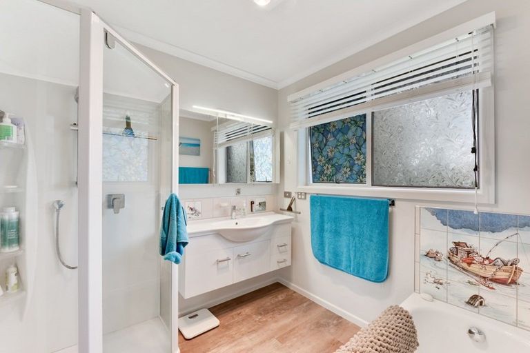 Photo of property in 20 Broadsea Avenue, Ruby Bay, Mapua, 7005