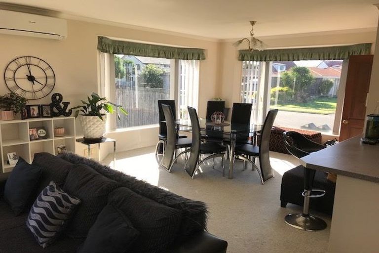 Photo of property in 30a Bayfair Drive, Mount Maunganui, 3116